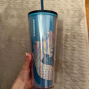 Starbucks color changing cup
